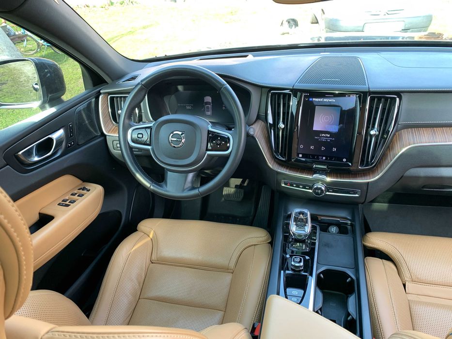 Volvo XC60 2021 Inscription 2.0 T8 PHEV Geartronic (455 к.с.) AWD.