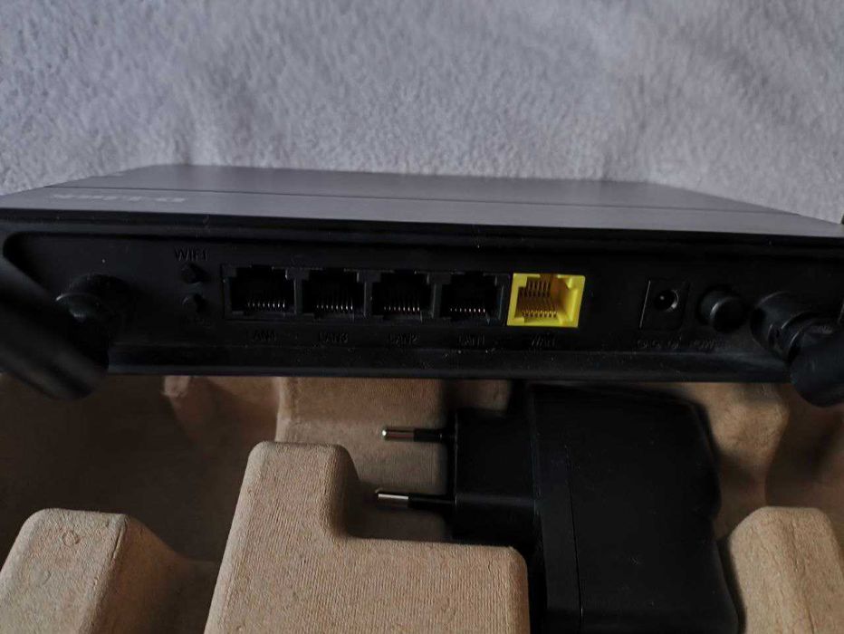 Pоутер маршрутизатор D-Link DIR-822 АС1200 Wi-Fi Router