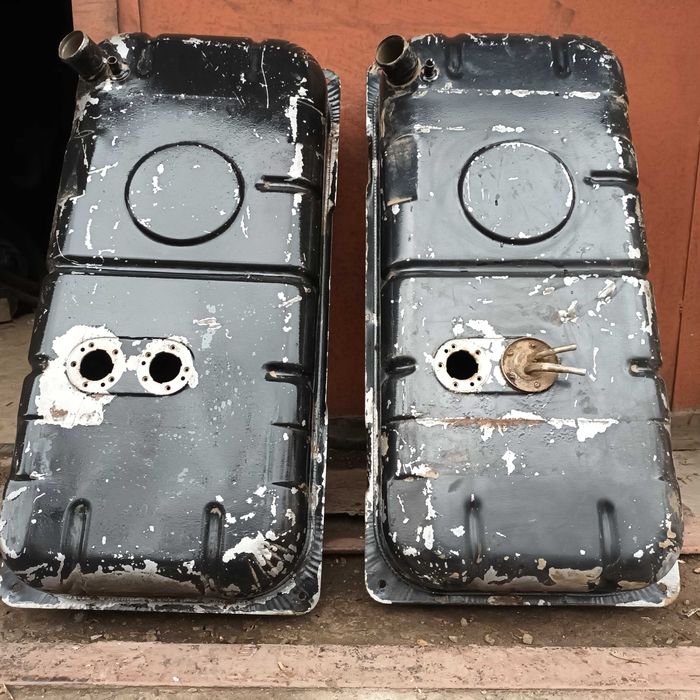 Бак топливный Газель почти новый стандартный.