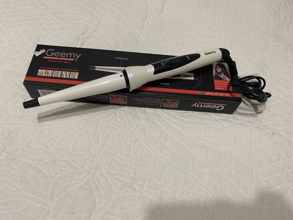 Конусна плойка