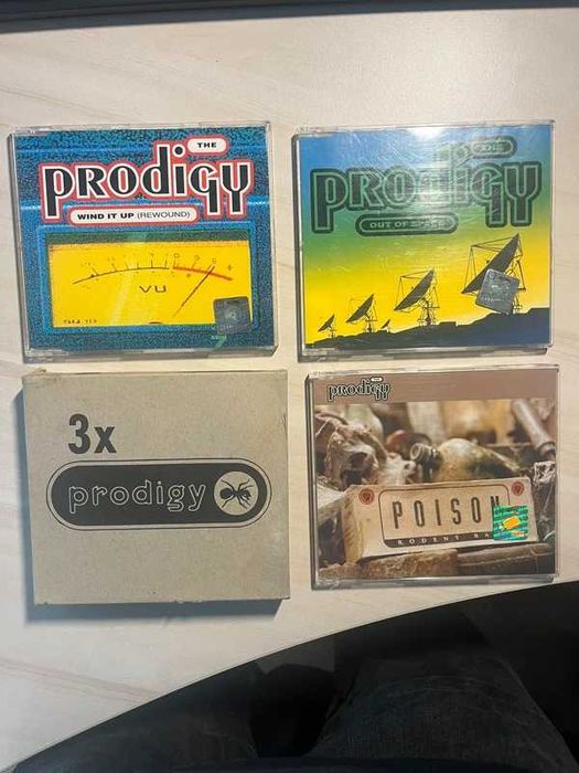 The prodigy 3 cd box rare!!