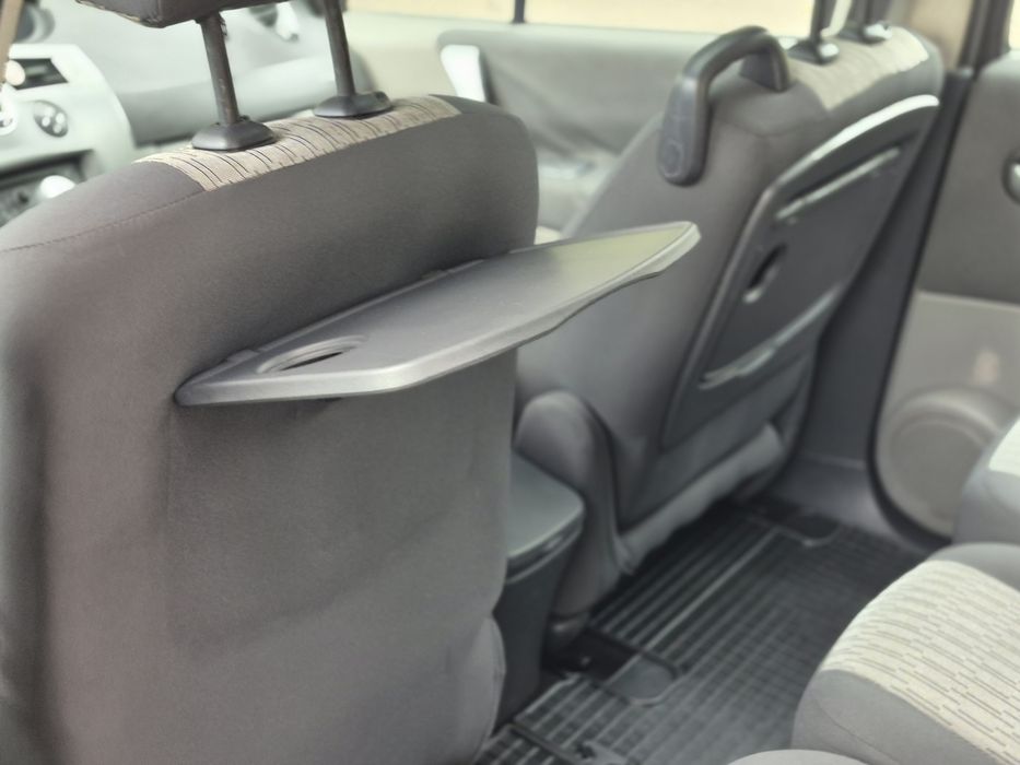 Продам Renault Grand Scenic