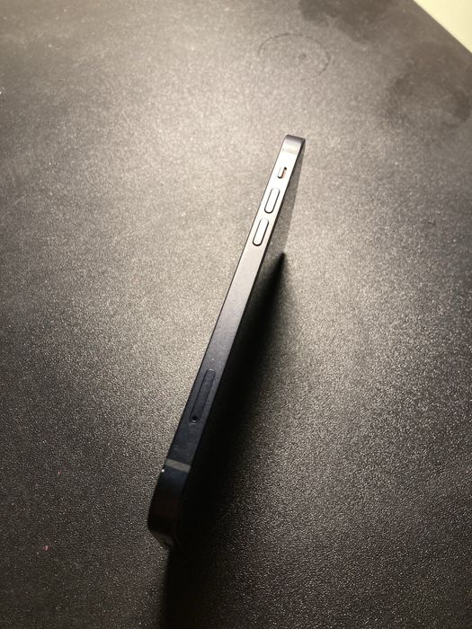 IPhone 12 em boas condiçoes