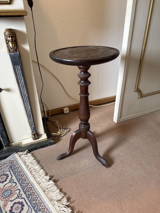 Mesa de apoio pequena