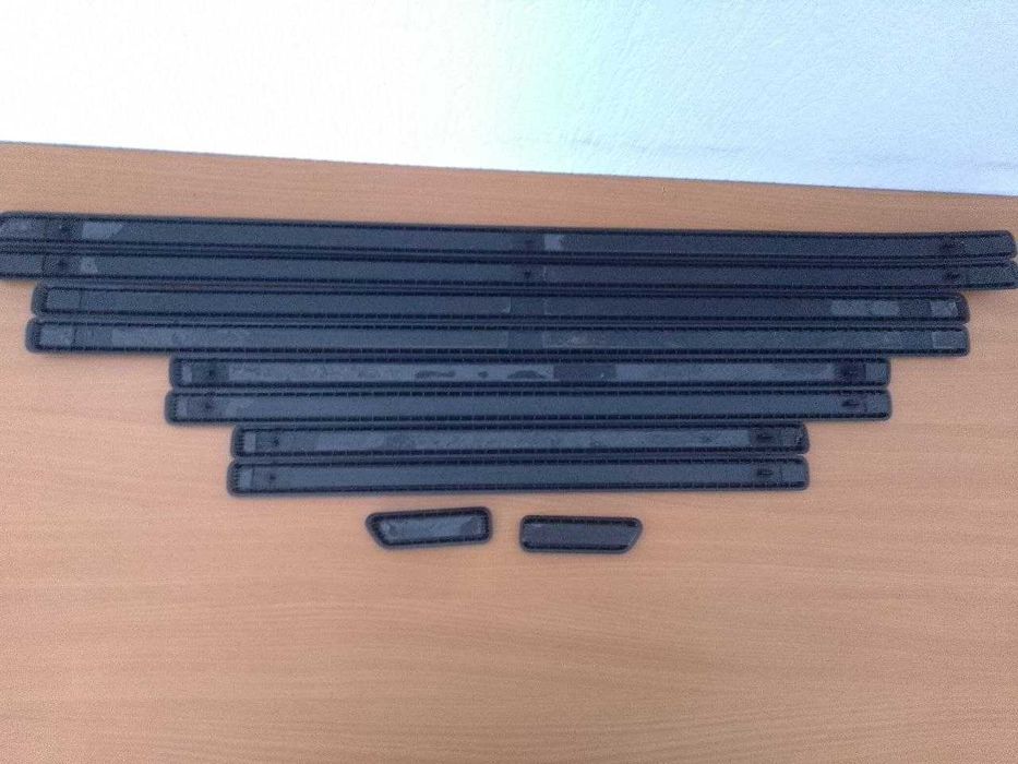 Накладки,( захисні смуги) дверей 10 штук різної довжини