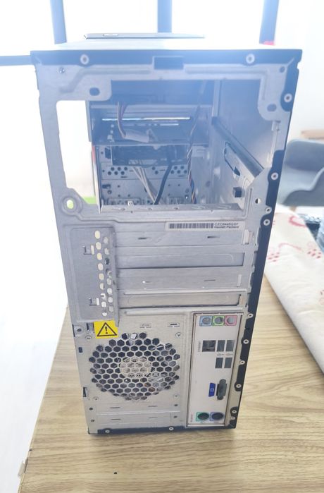 Torre HP Computador