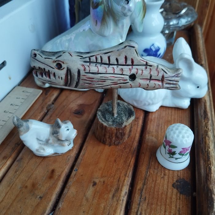 Фігурка японська з кістки