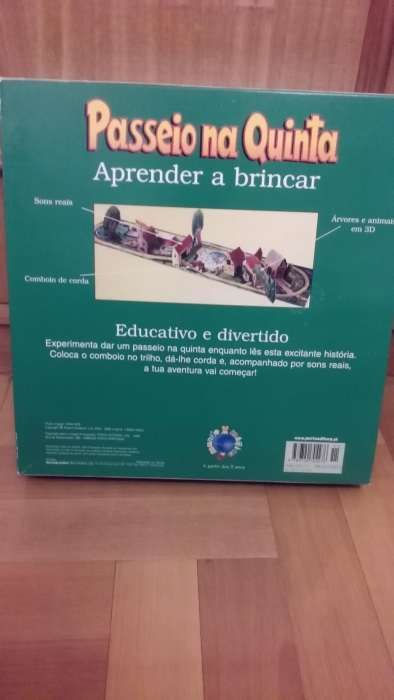Passeio na Quinta - Porto Editora