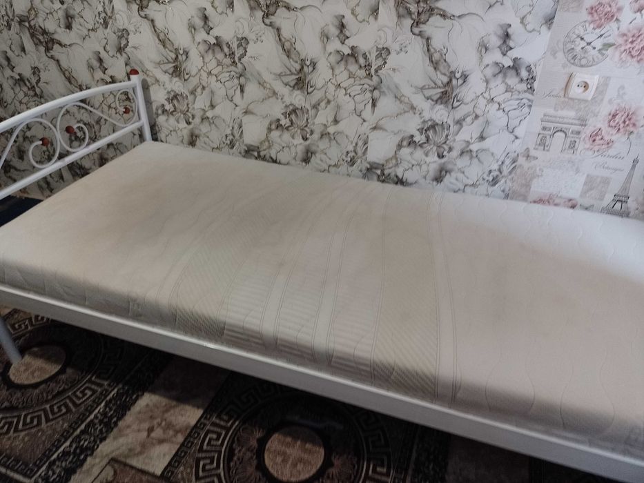 Продам кровать односпальная Верона б/у