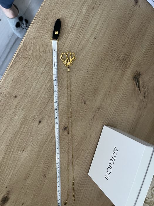 Naszyjnik z wisorkiem Apart