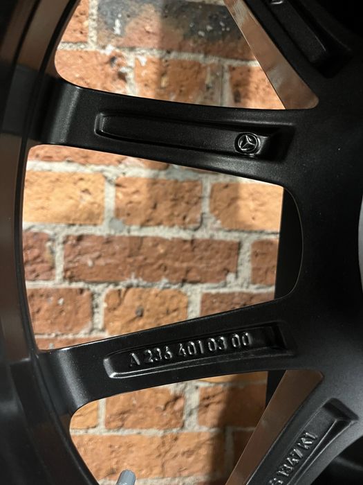 Koła Zimowe 18 Merceces CLE W236 E Klasa W213 Nowe 245/45R18 Pirelli
