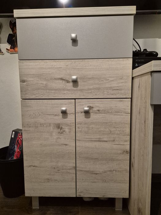 Meble dziecięce / młodzieżowe