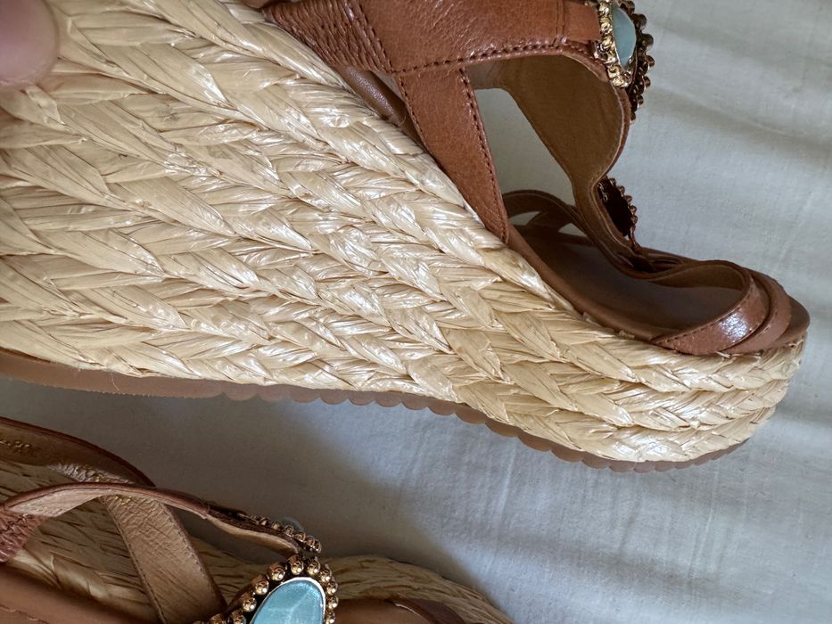 Sandálias - Emanuélle Vee