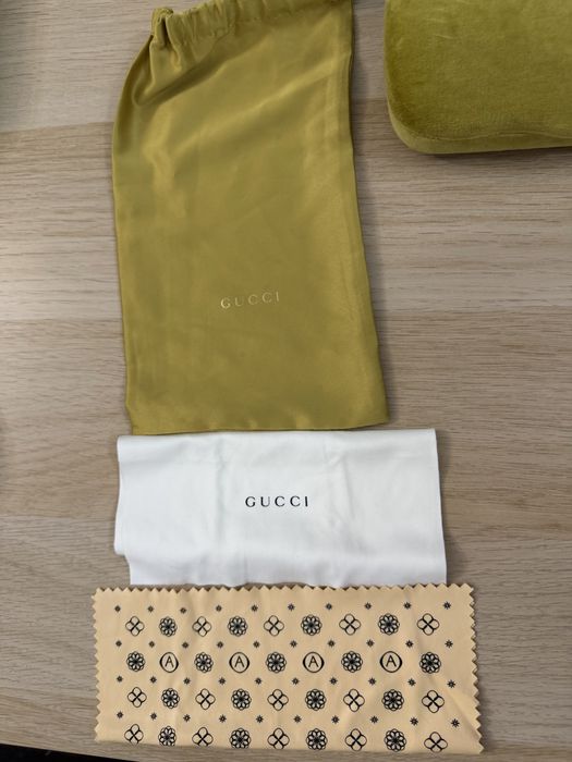 Okulary Gucci z monogramem