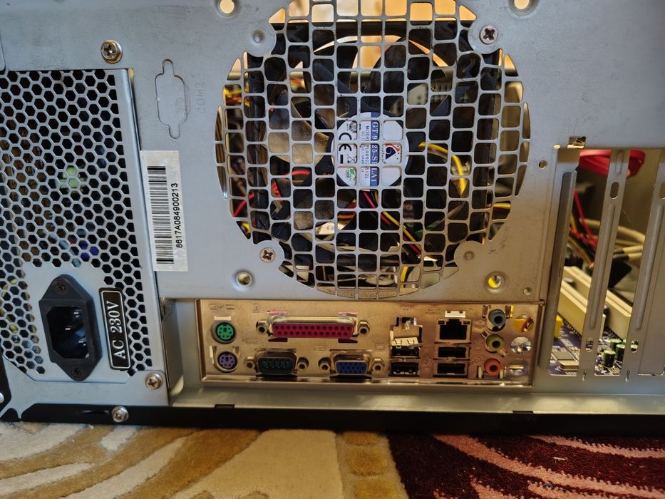 ПК е2200/2gbDDR2/HDD250gb/400w + LG w2242s 22"