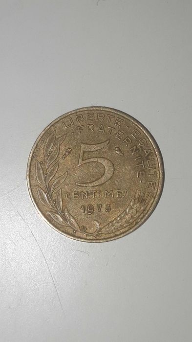 Vendo moeda 5 centimes 1973.