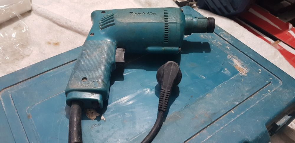 Makita 6820v do regipsów