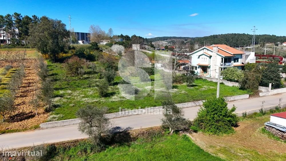 Terreno Urbanizável — Constantim E Vale De Nogueiras, Vila Real