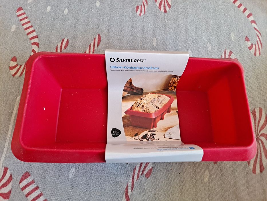 Zestaw dwóch foremek