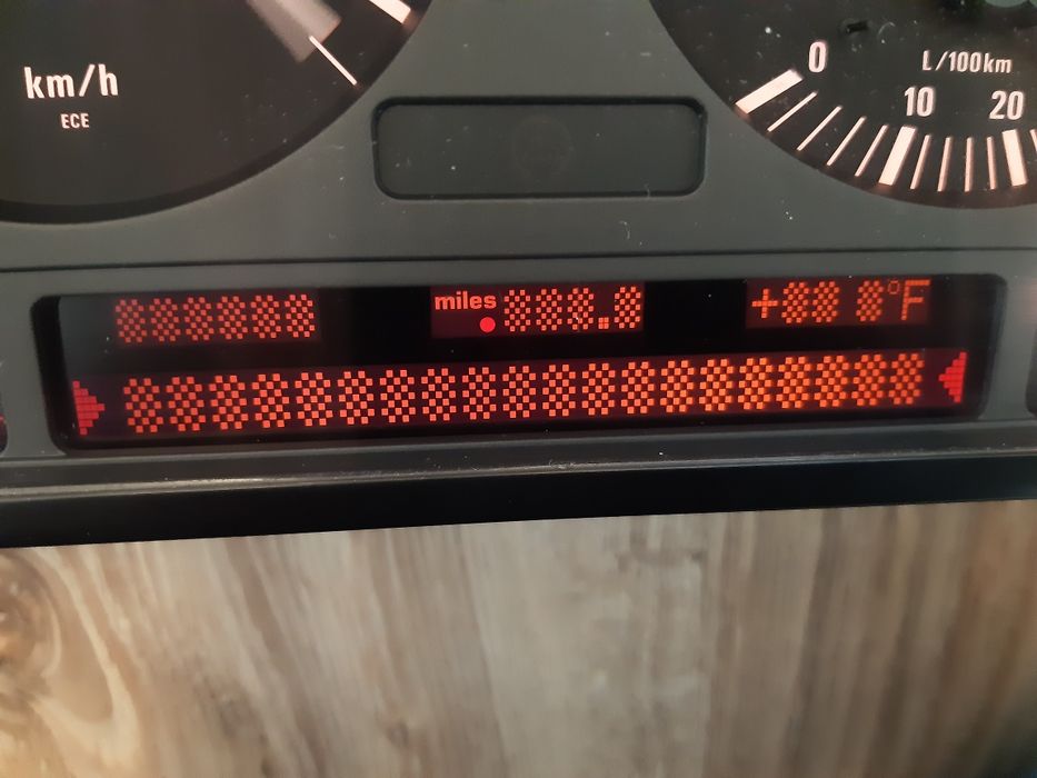 Naprawa pixeli licznik wyświetlacz radia bmw e38 e39 e53 Range Rover