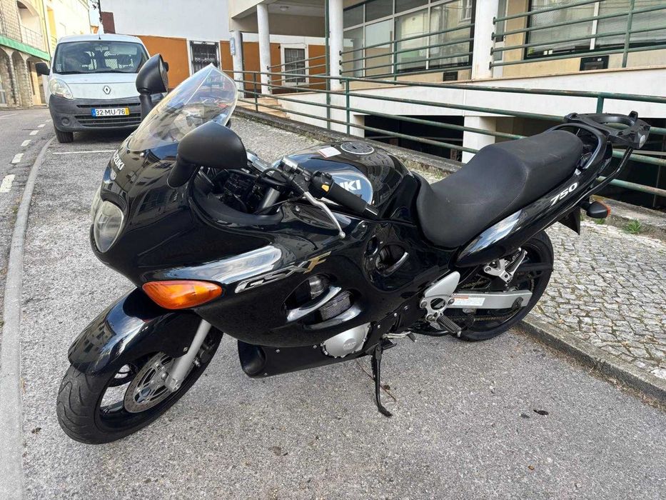 GSX 750 F - 2004