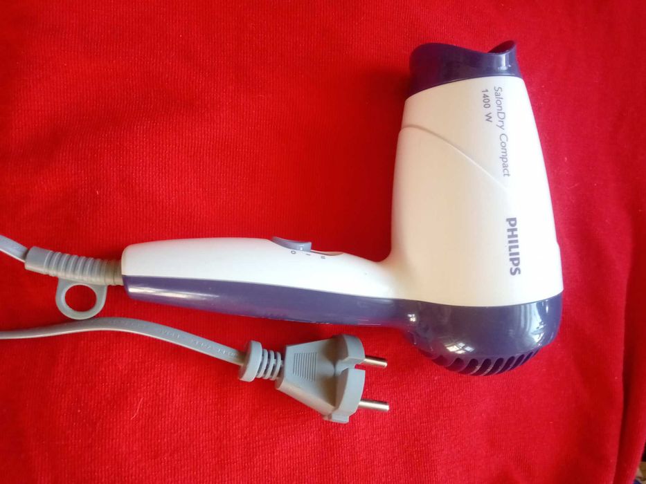 Фен Филипс слегка   б/у