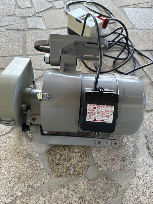 Motor industrial trifásoco