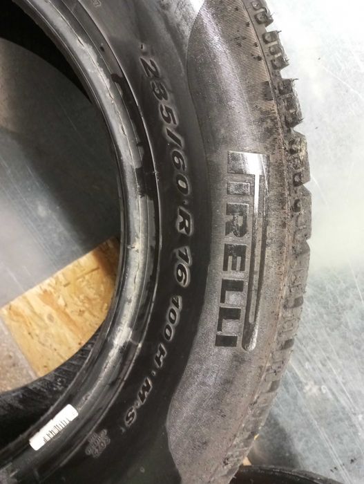 PIRELLI Sottozero Winter 235/60/16 prawie nieuzywana 8mm