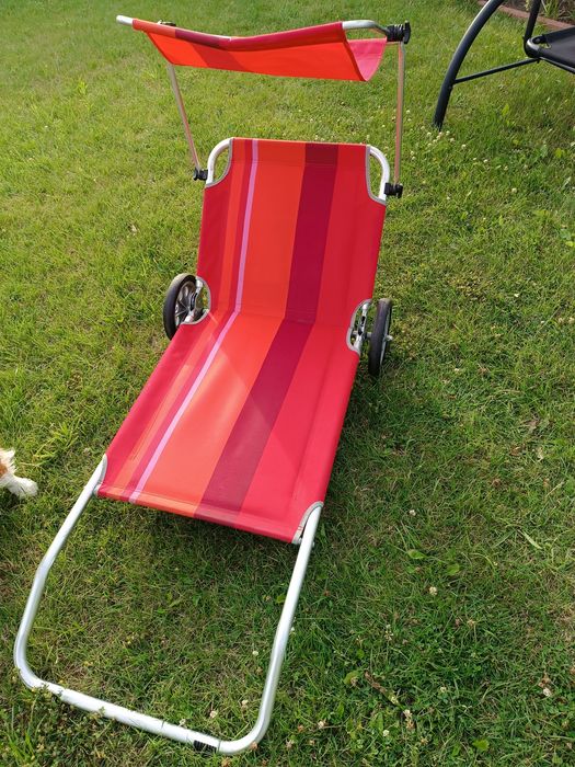 Leżak plażowy i transportowy