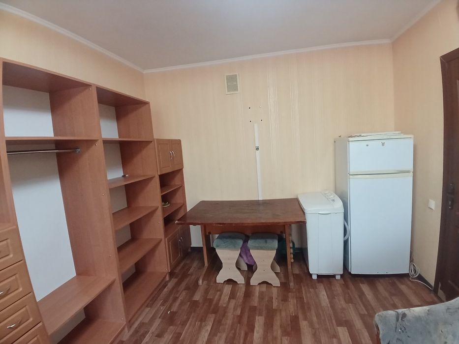 Продам комнату в общежитии, пр. Мира,  ул. Театральная!