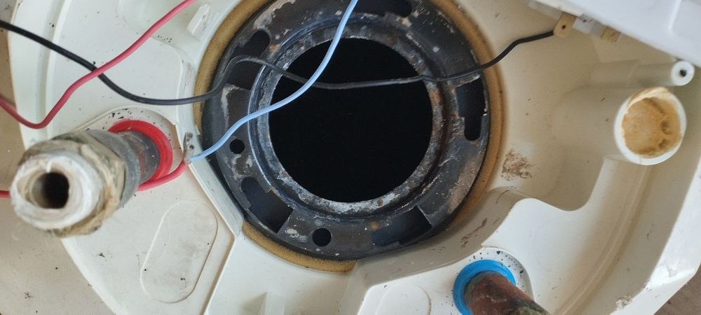 Водонагреватель Испания, под ремонт