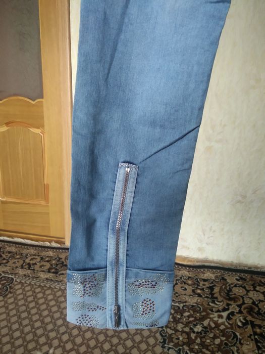 Продаю нові джинси