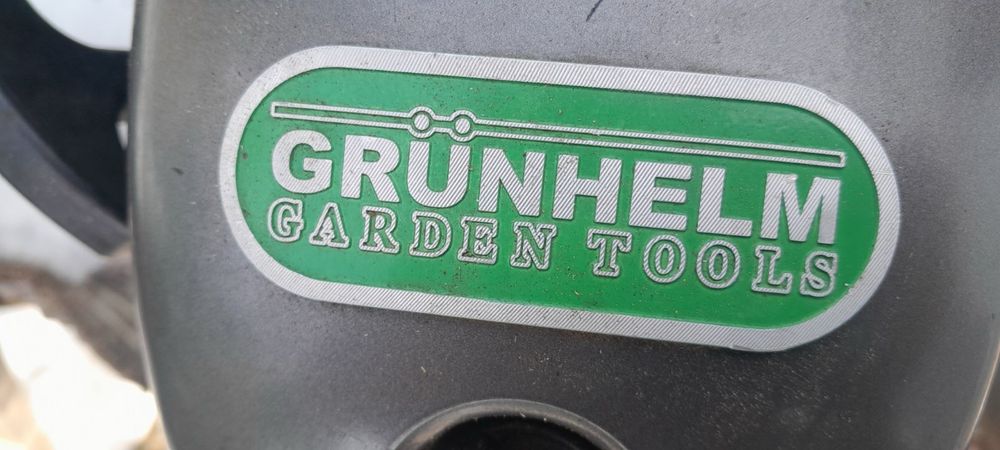Бензлпила Grunhelm 3квт