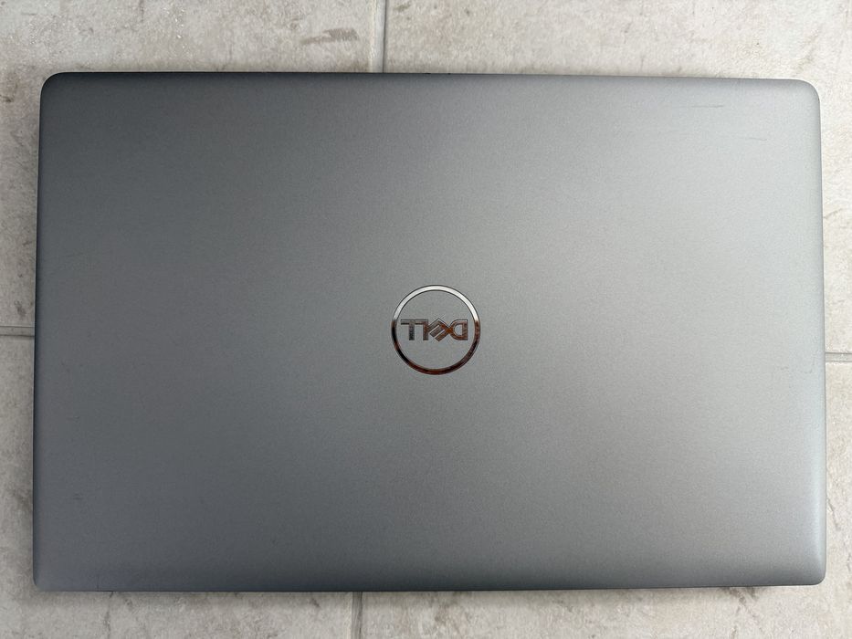 Dell Latitude 5540 i5 13 gen 16gb 256ssd win 11