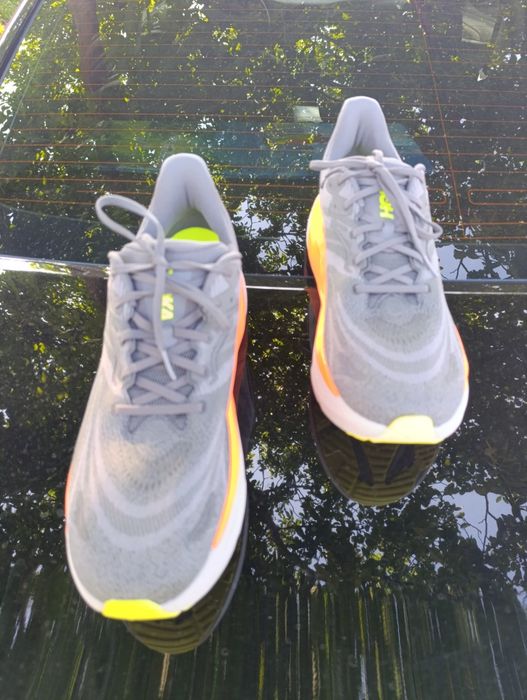 Hoka Arahi 8 original US15 р.50,5(33)нові