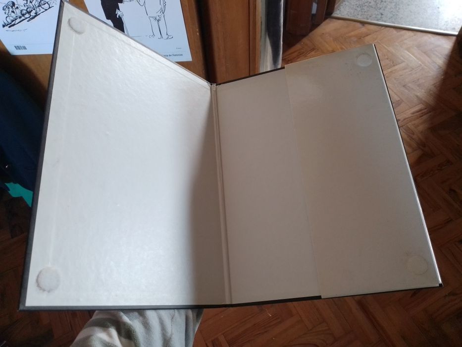 31 desenhos Stuart de Carvalhais Fac símile 50E - Olhos V.-2E Desde 2E