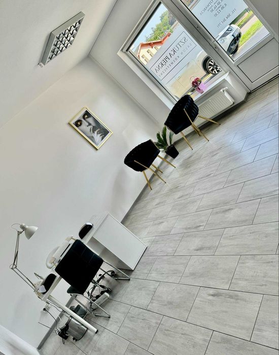 Podnajmę stanowisko w salonie kosmetycznym