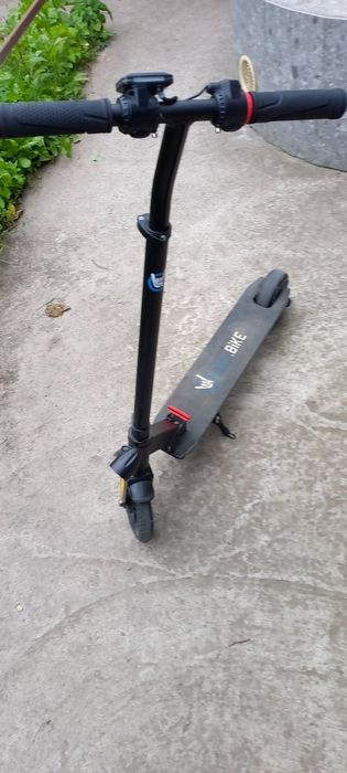 Продам електросамокат Like bike, б/в