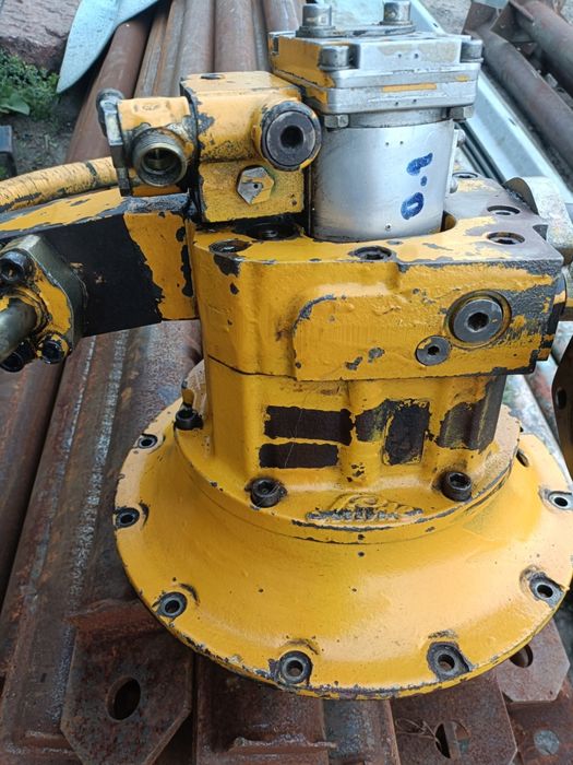 Pompa hydrauliczna i łyżka do Atlas 1304