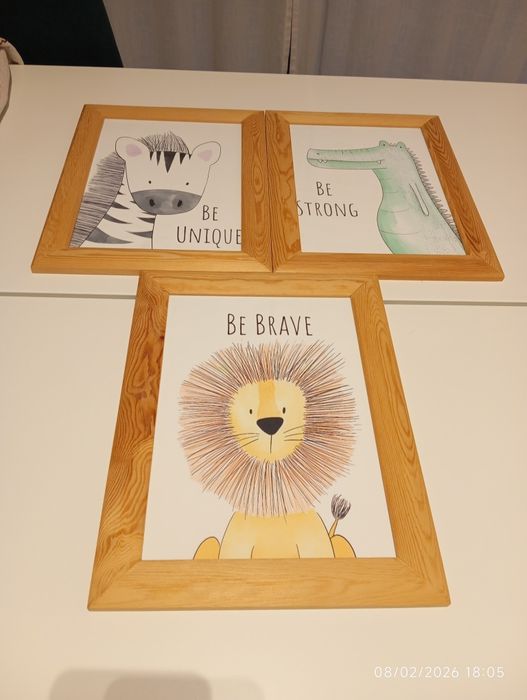 Conjunto 3 quadros madeira criança