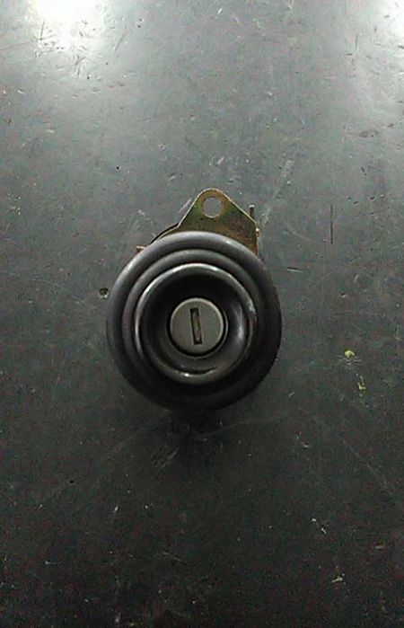 Puxador porta da mala OPEL Tigra (75_)