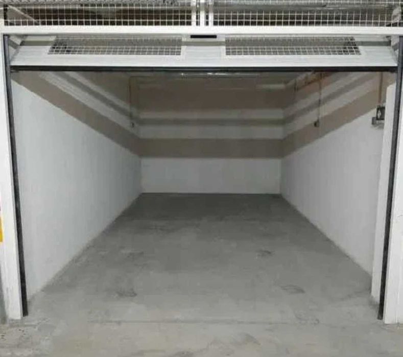 Garagem num silo