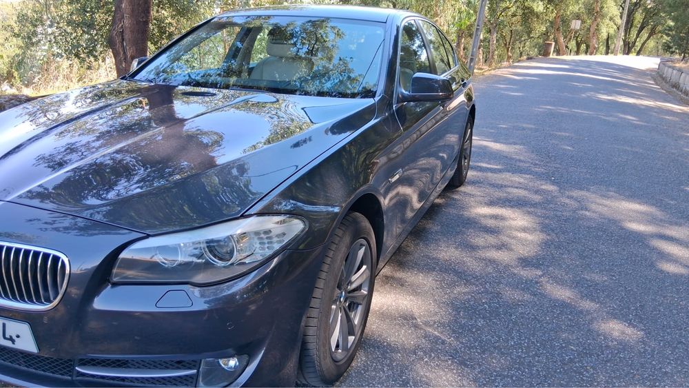 BMW 520 ano 2010