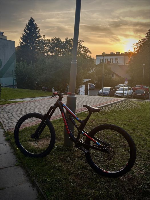 Rower kona stinky 26 slopeduro