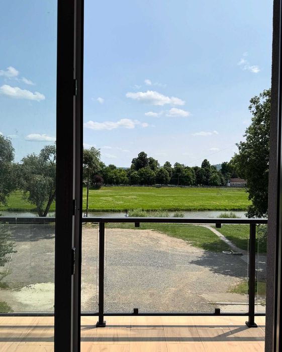 Квартира з характером і вже готовим стилем — чекає на свого власника!