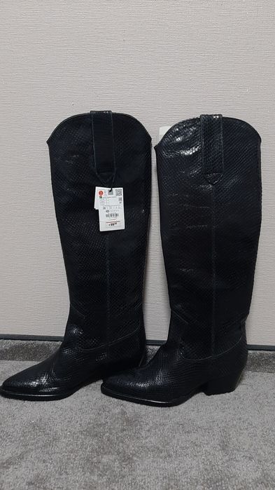 Шкіряні чоботи Zara, нові, розмір 36