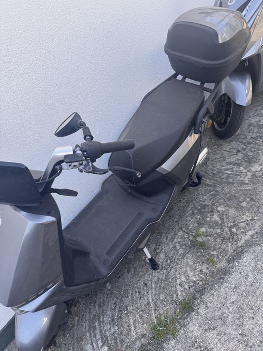 Moto com defeito