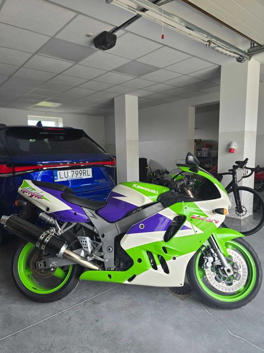 Kawasaki Zx 9r model A