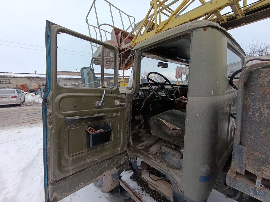 Автовишка ЗІЛ 130, дизель д240