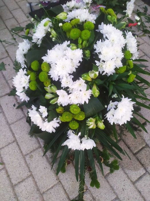 Wieńce, wiązanki pogrzebowe